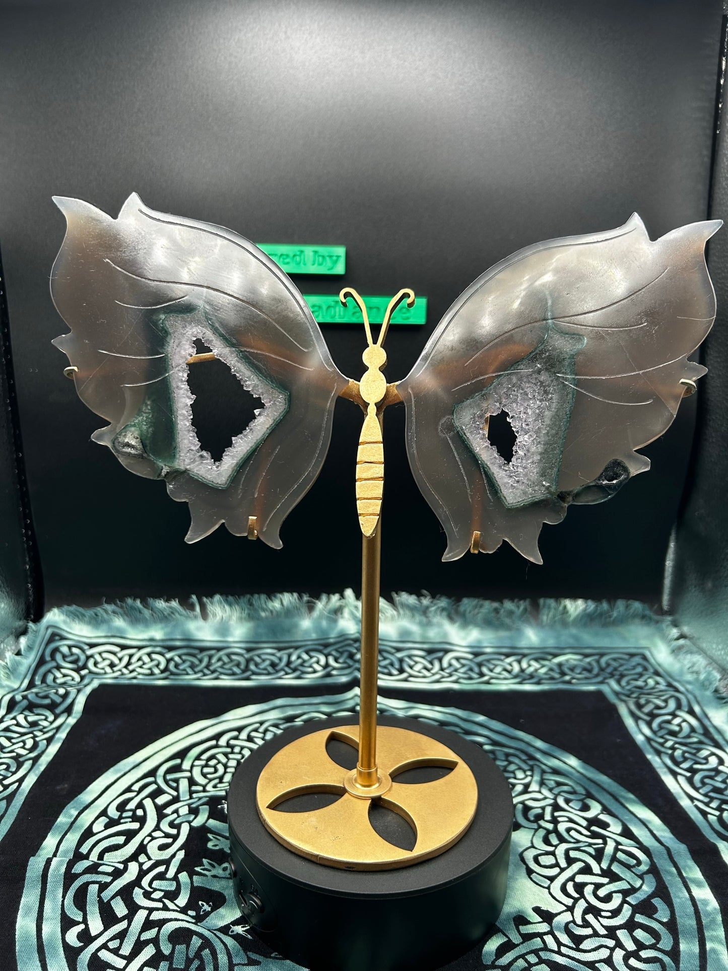 Agate w/Druzy & green Butterfly Wings