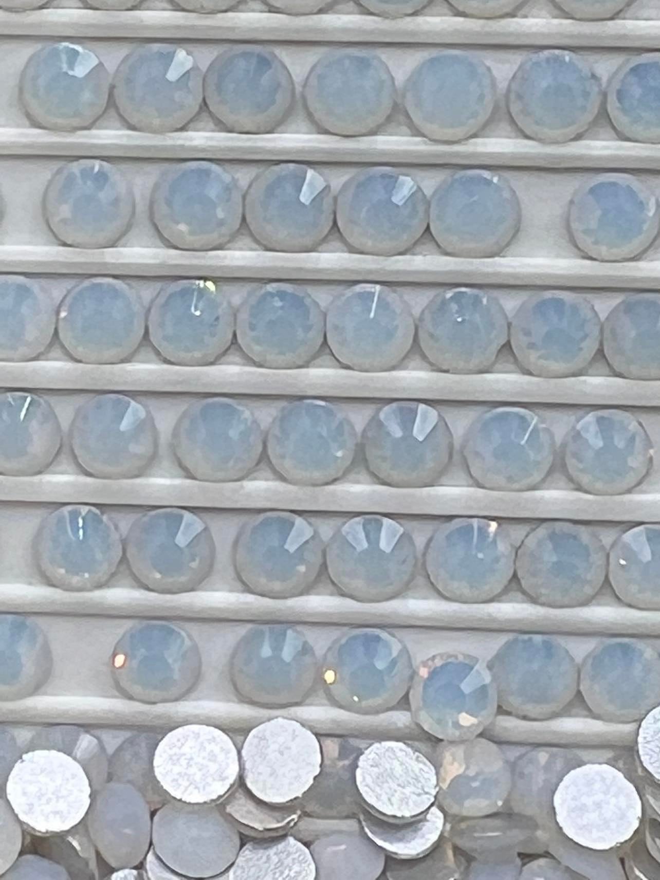Snow White Opal