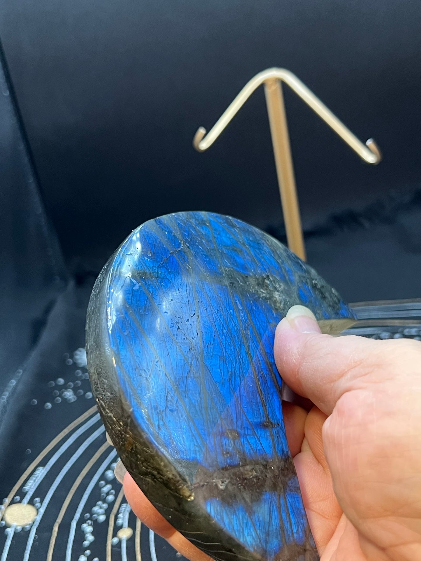 Labradorite Moon with Strong Blue Flash A4