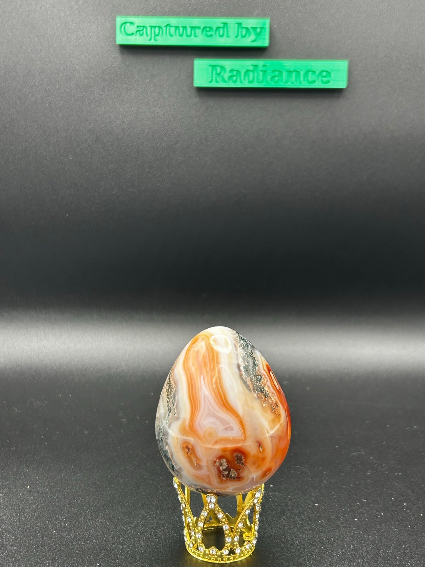 Carnelian Egg w/stand